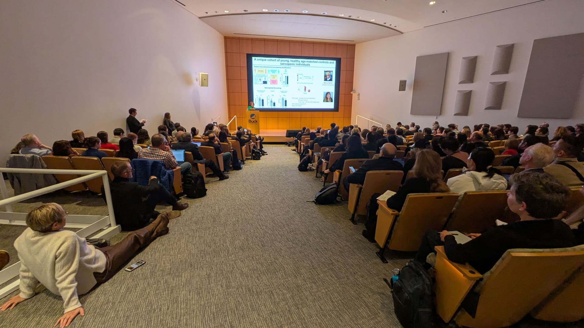 PXL_20251209_180551131